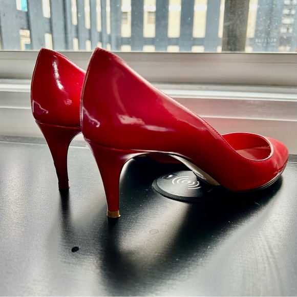 (SOLD) Authentic Miu Miu Red Patent Leather Pumps - Picture 4 of 10